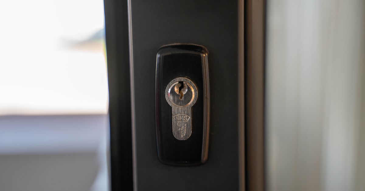locksmith tools keys — Brampton Locksmiths